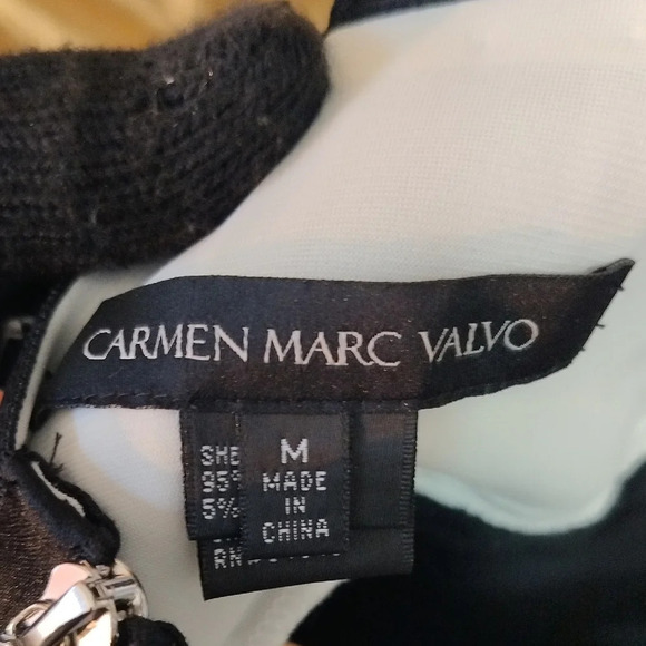 Carmen Marc Valvo Ribbed Black and White Cocktail Mini Dress - Picture 3 of 4
